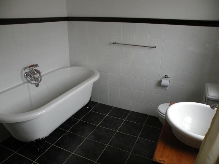 10 Bedroom Property for Sale in Bathurst Eastern Cape